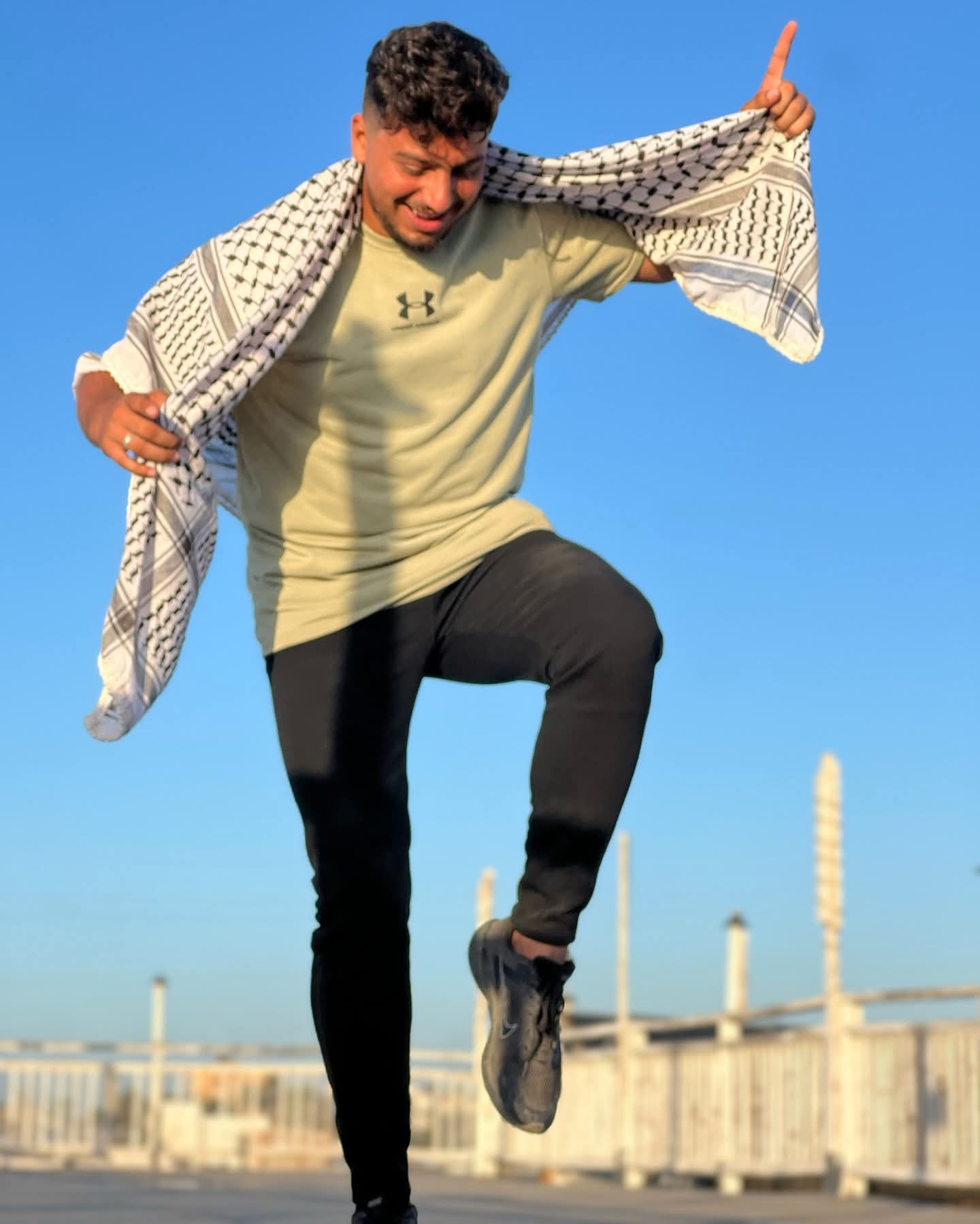 زهرة اللوتس Cover Image